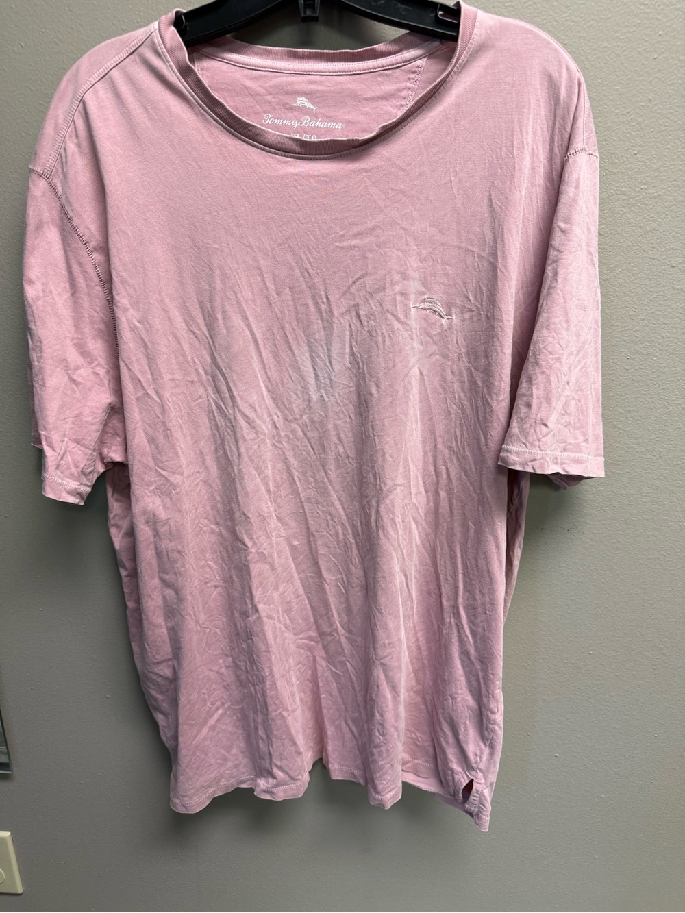 Tommy Bahama Mens Dusty Pink Short Sleeve Crew Tee